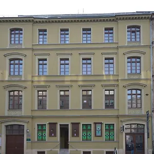 https://hostel-33-wrocaw.hotelswroclaw.com