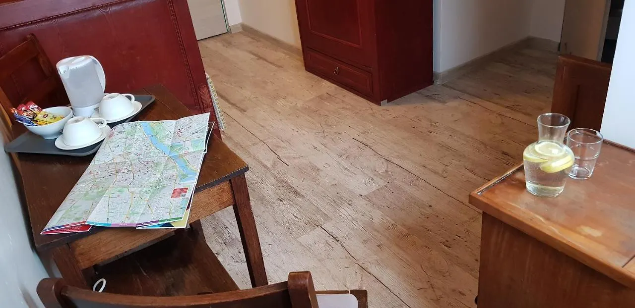 Oki Doki Old Town Bed & Breakfast Warsaw